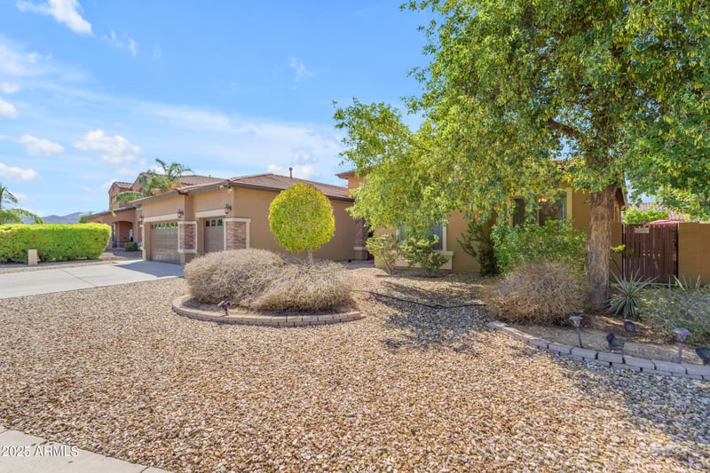 18206 Lisbon Ln, Surprise, AZ 85388