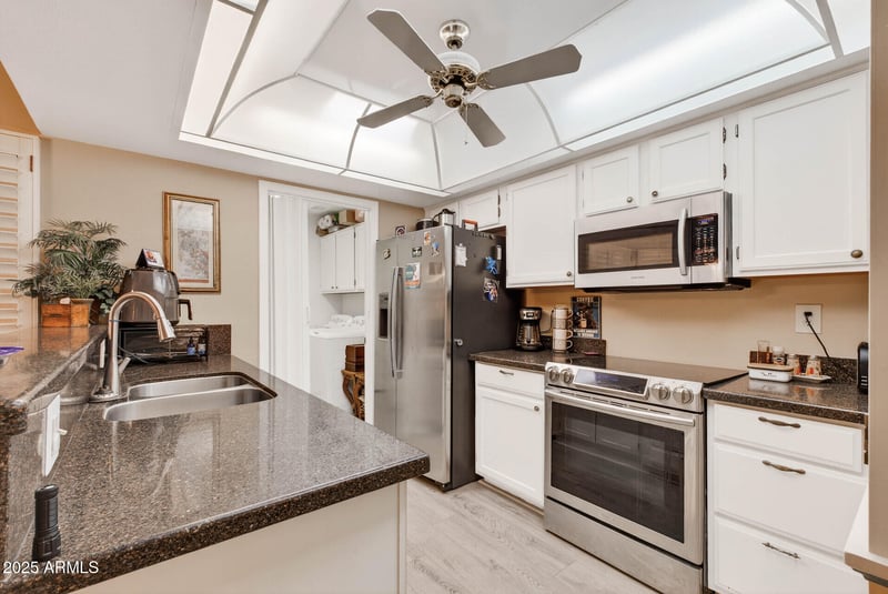 18207 136th Ave, Sun City West, AZ 85375