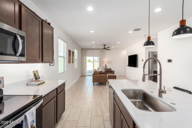 1821 239th Dr, Buckeye, AZ 85326