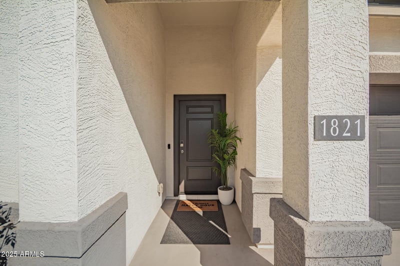 1821 239th Dr, Buckeye, AZ 85326