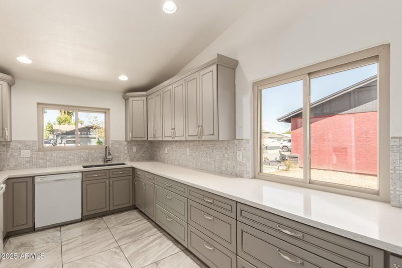 1821 Curry Dr, Chandler, AZ 85224