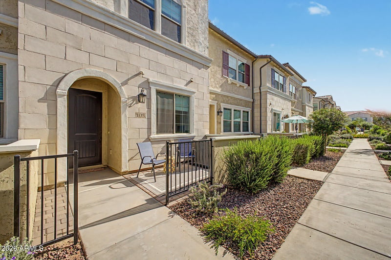 1821 Bernie Ln #103, Gilbert, AZ 85295