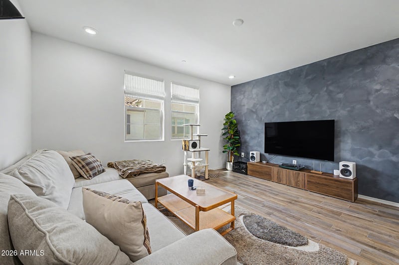 1821 Bernie Ln #103, Gilbert, AZ 85295