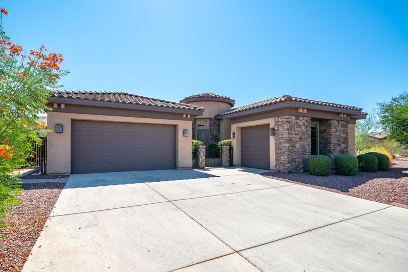 1821 E Gary Way, Phoenix, AZ 85042