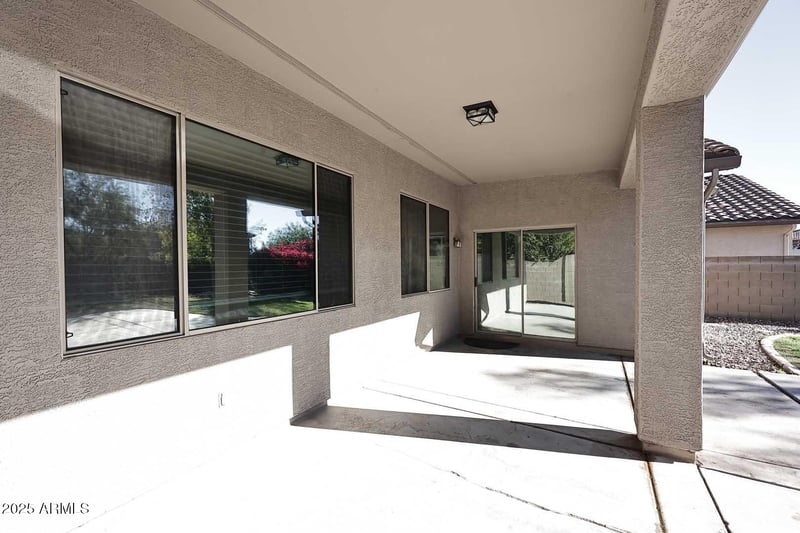 1821 Kuralt Dr, Anthem, AZ 85086