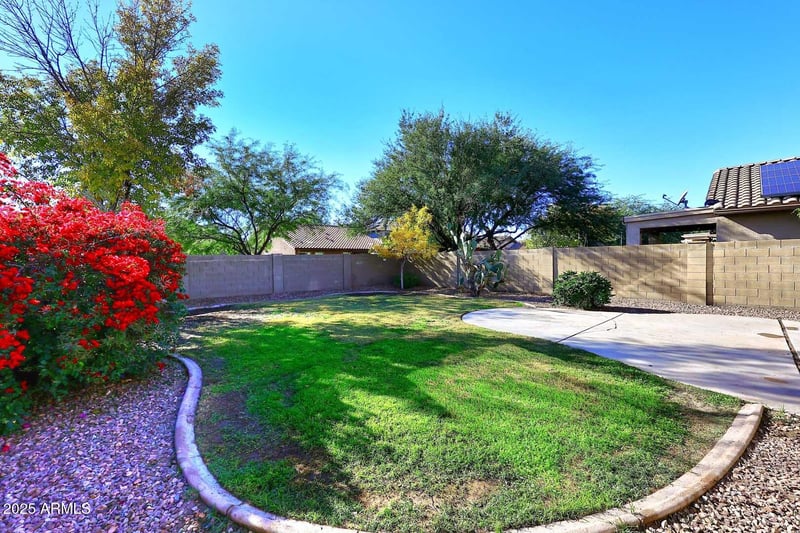 1821 Kuralt Dr, Anthem, AZ 85086