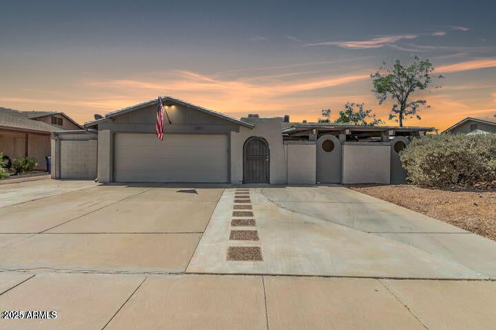 1821 Mission Dr, Chandler, AZ 85224