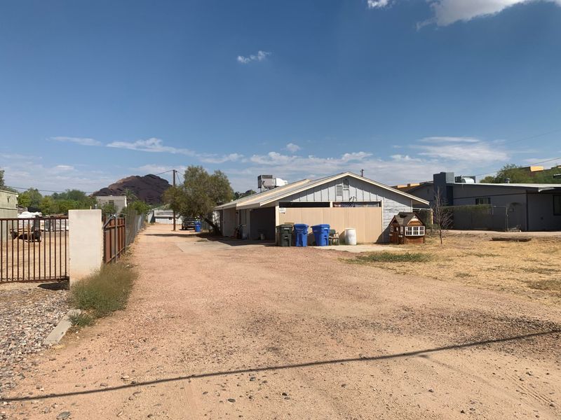 1821 N 51st St, Phoenix, AZ 85008