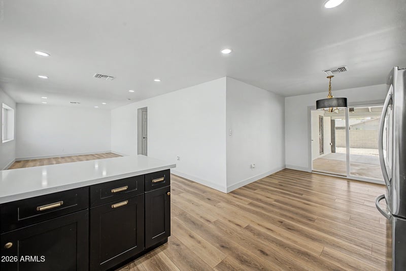 1821 W Villa Rita Dr, Phoenix, AZ 85023