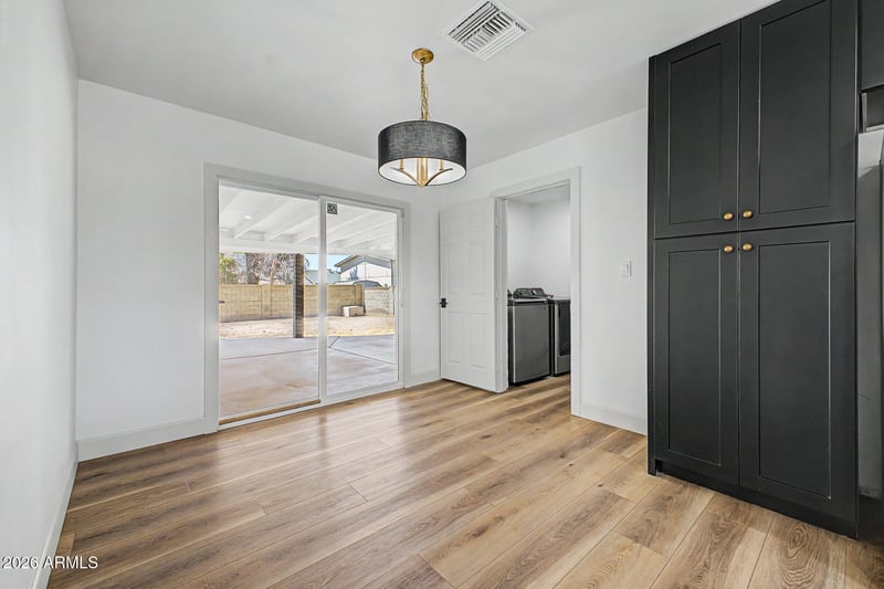 1821 W Villa Rita Dr, Phoenix, AZ 85023