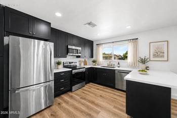 1821 W Villa Rita Dr, Phoenix, AZ 85023