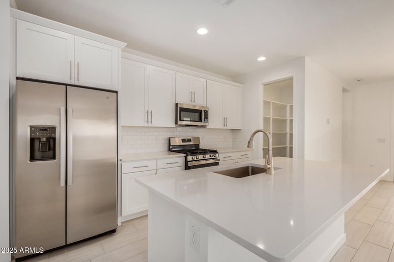 18210 Hess St, Goodyear, AZ 85338