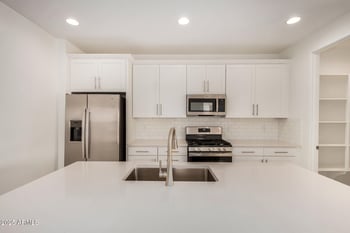 18210 Hess St, Goodyear, AZ 85338