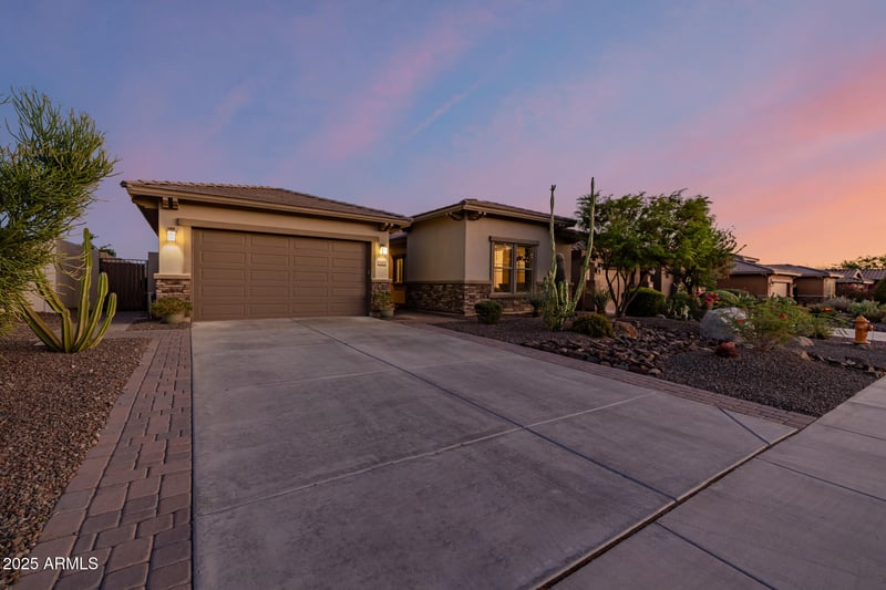 18211 Sequoia Dr, Goodyear, AZ 85338