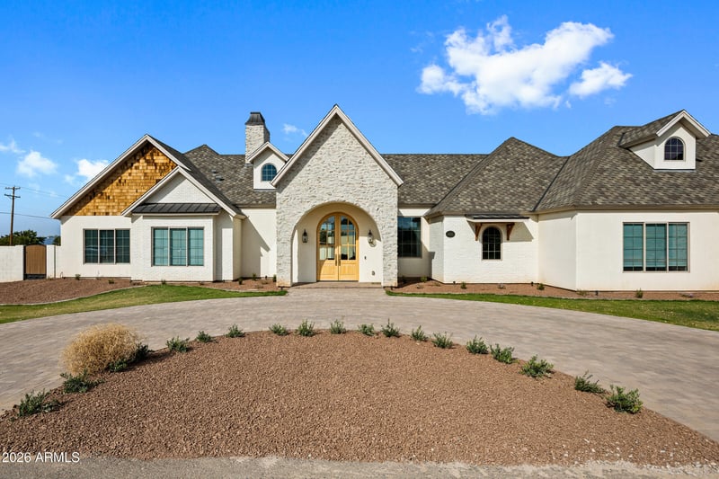 18212 Navajo Dr, Queen Creek, AZ 85142