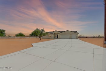 18215 Enoch Dr, Surprise, AZ 85387