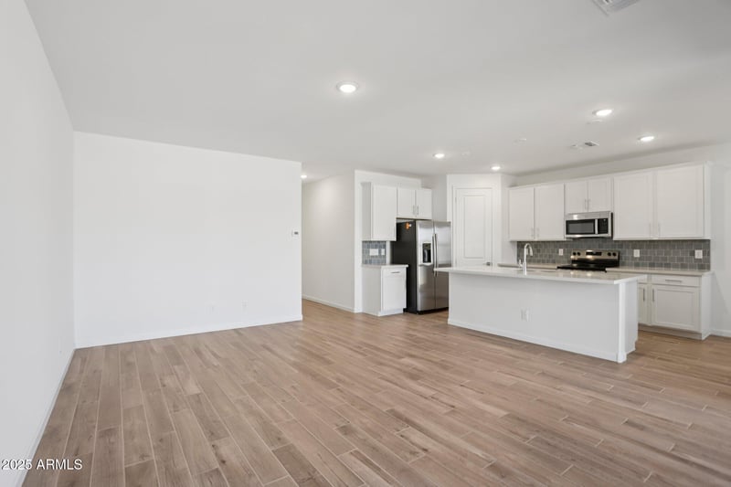 18216 La Senda Dr, Surprise, AZ 85387