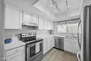 18217 16th Way, Phoenix, AZ 85022