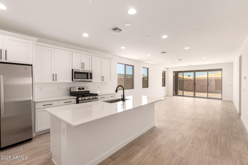 18219 Hess St, Goodyear, AZ 85338