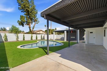 1822 Highland Ave, Phoenix, AZ 85015