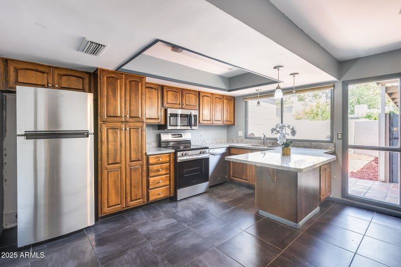 1822 Marlette Ave, Phoenix, AZ 85015