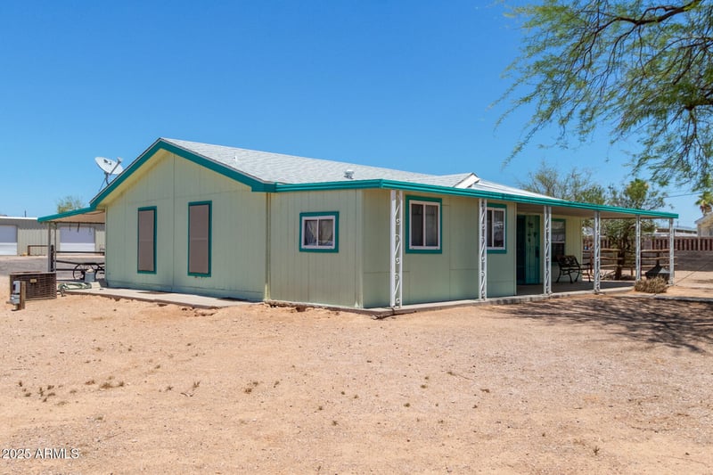 1822 Smoketree St, Apache Junction, AZ 85120