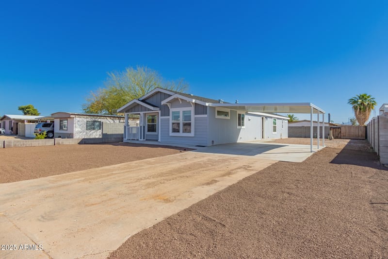 18221 2nd Pl, Phoenix, AZ 85022