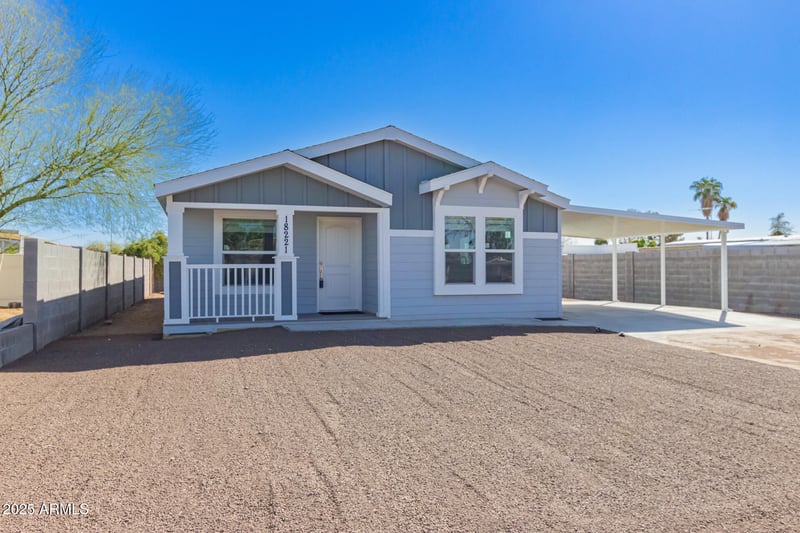18221 2nd Pl, Phoenix, AZ 85022