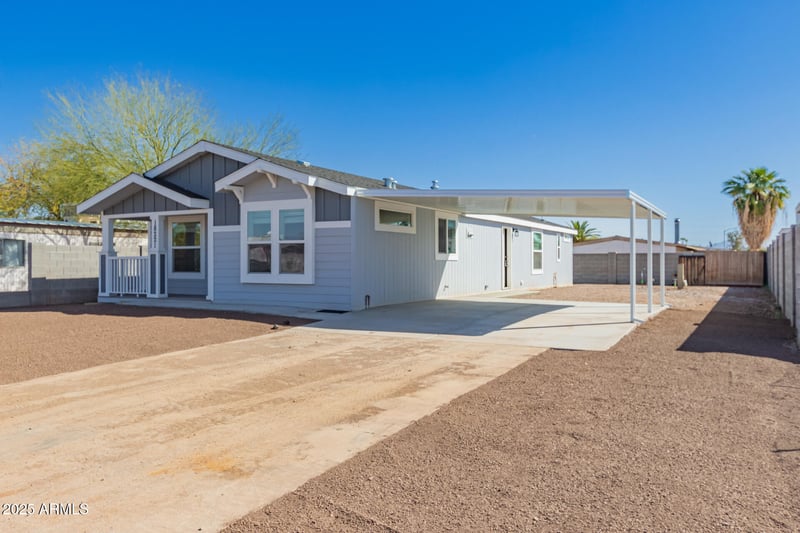 18221 2nd Pl, Phoenix, AZ 85022
