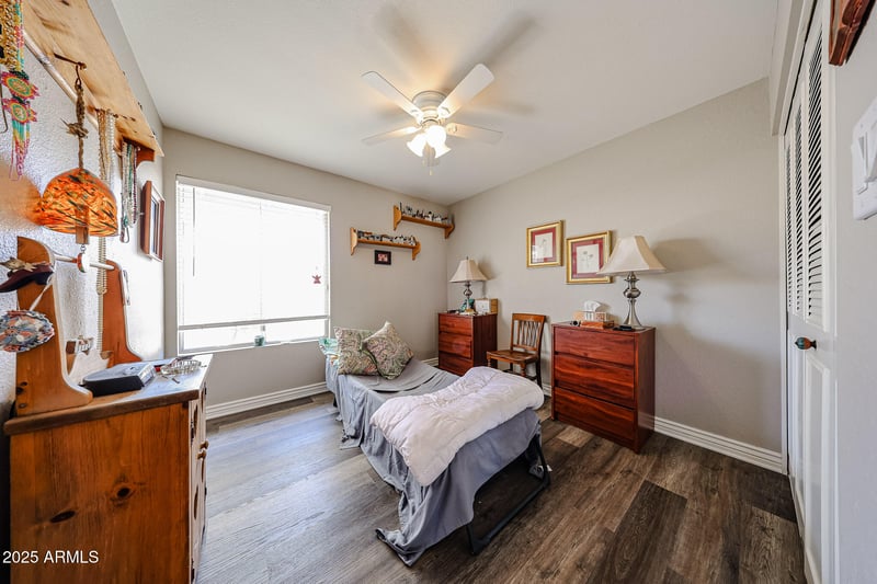 18223 45th Ave, Glendale, AZ 85308