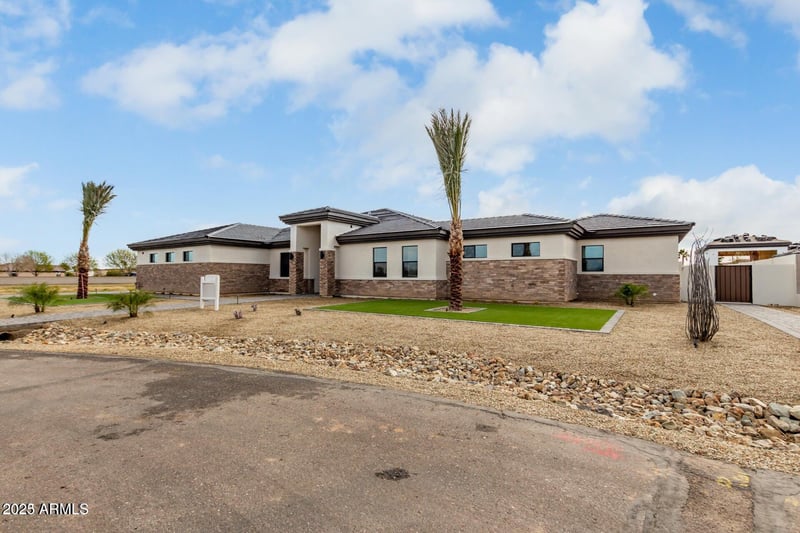 18225 Palo Verde Ct, Litchfield Park, AZ 85340