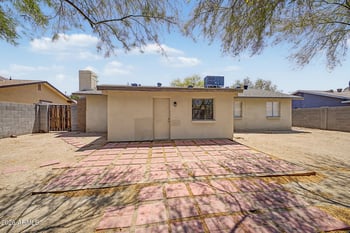 18226 10th Dr, Phoenix, AZ 85023