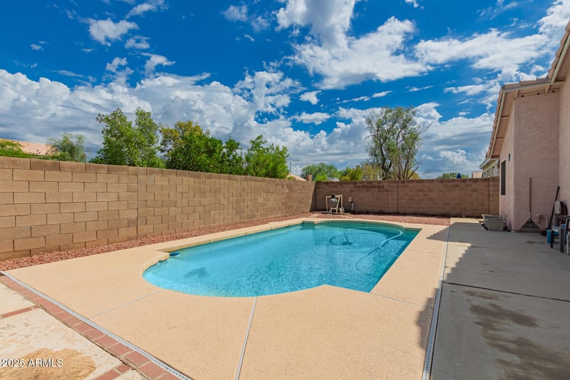 18227 85th Dr, Peoria, AZ 85382