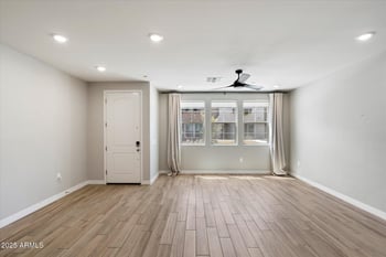 1823 Chelsea Ln #106, Gilbert, AZ 85295