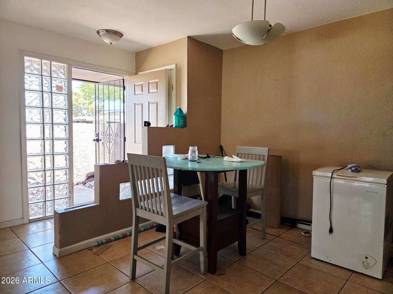 1823 Kirkland Ln #A, Tempe, AZ 85281