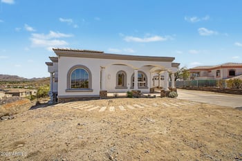 1823 E Windrose Dr, Phoenix, AZ 85022