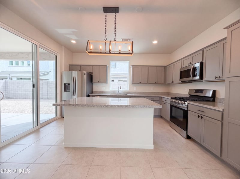 1823 W 22nd Ave, Apache Junction, AZ 85120