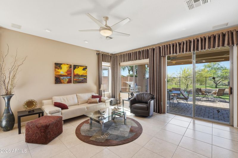 1823 W Dion Dr W, Phoenix, AZ 85086