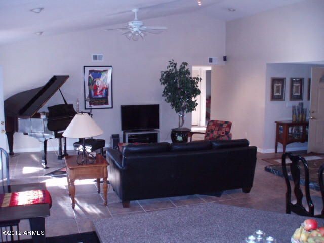 18230 N 39th Dr, Glendale, AZ 85308