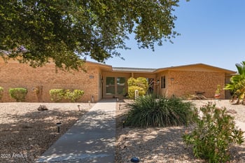 18230 Stonebrook Dr, Sun City West, AZ 85375