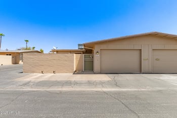 18230 Stonebrook Dr, Sun City West, AZ 85375
