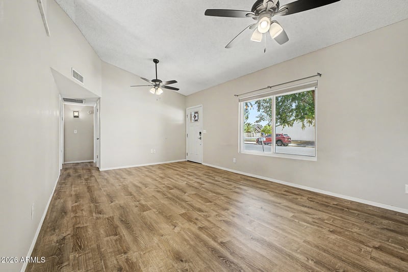 18234 N 56th Ln, Glendale, AZ 85308