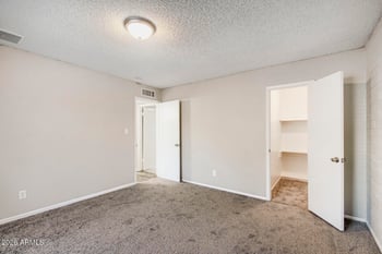 18237 34th Dr, Phoenix, AZ 85053