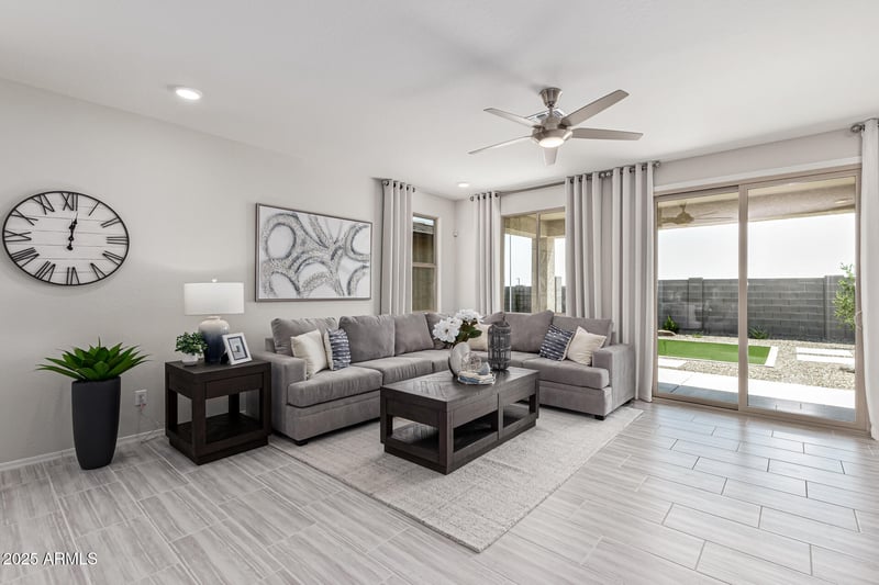 18238 Soft Wind Dr, Surprise, AZ 85387