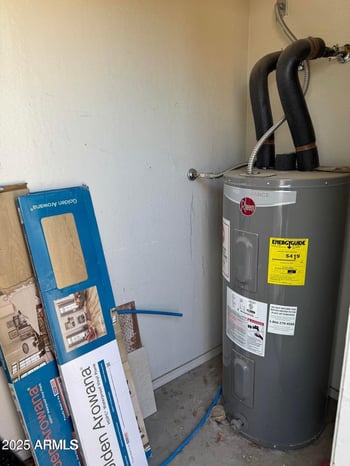 18239 40th St #115, Phoenix, AZ 85032