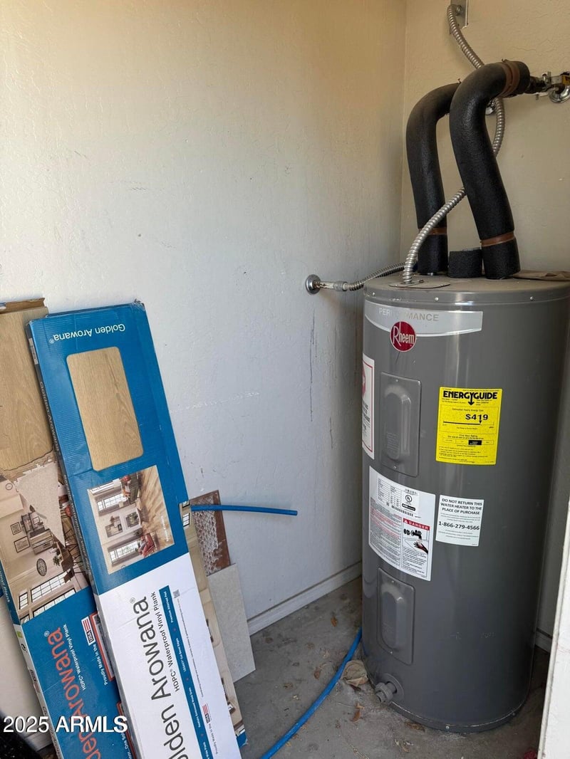 18239 40th St #115, Phoenix, AZ 85032