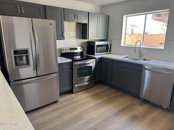 18239 40th St #115, Phoenix, AZ 85032