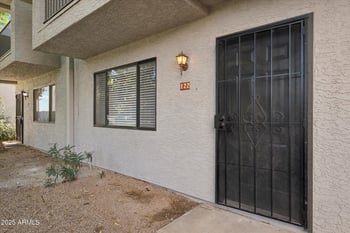 18239 40th St #122, Phoenix, AZ 85032