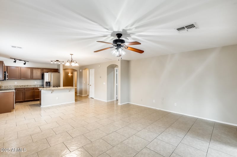 1824 Lydia Ln, Phoenix, AZ 85041