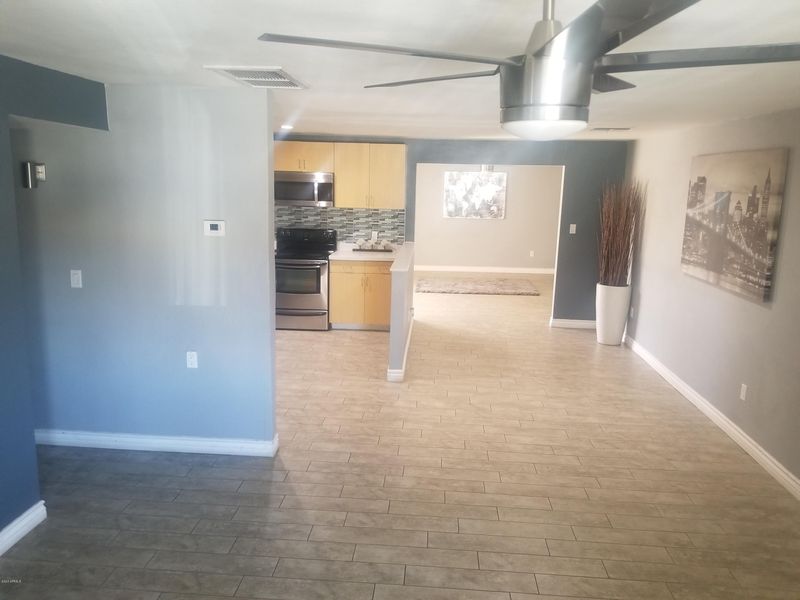 1824 N 63rd Ave, Phoenix, AZ 85035